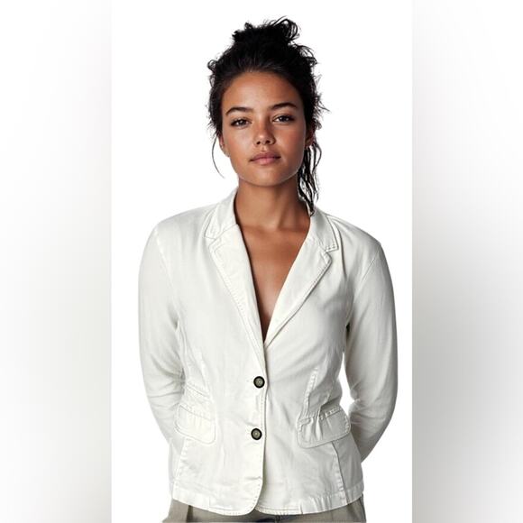 Croft & Barrow Chic White Blazer With Button Detail - Picture 1 of 5